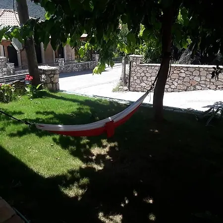 Сasa de vacaciones Sivros Village House